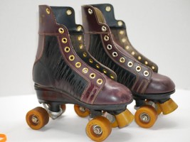 Vintage Chicago Two Tone Brown Leather Roller Skates Size 3 - £51.88 GBP