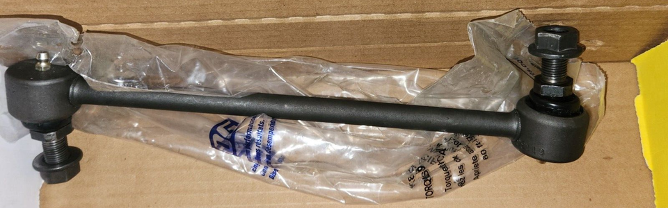 MOOG K80249 Suspension Stabilizer Bar Link for Toyota Sienna - $9.26
