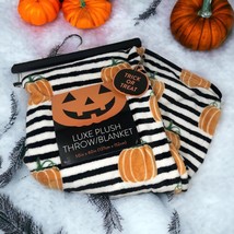 NWT Luxe Plush Pumpkin Throw Blanket 50&quot; x 60&quot; White Orange Black Fall Autumn - £23.37 GBP