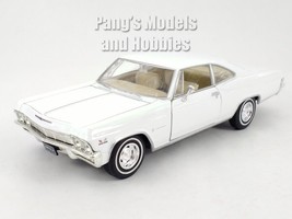 Chevrolet Impala (1965) SS 396 - White - 1/24 Scale Diecast Metal Model - Welly - £26.10 GBP