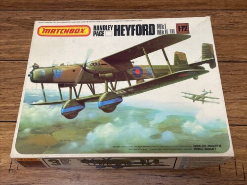 MATCHBOX Handley Page Heyford MKI/II/II Plastic Airplane Model Kit Vintage CV JD - $29.69