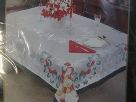 NEW Beatrice CHRISTMAS B0W AIR-BRUSH Tablecloth - 60&quot; x 104&quot; Oblong - NIP - £12.01 GBP