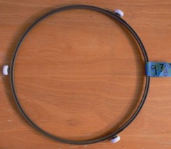 Gently Used 9 7/8&quot; FRIGIDAIRE MICROWAVE ROLLER WHEEL / TURNTABLE SUPPORT... - $450.44 MXN