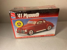 NOS AMT Ertl 1941 Plymouth 1:25 Scale Model Kit - £15.68 GBP