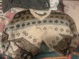 Vintage Bill Blass Knit Sweater White Brown Cotton  Size XL Hand Framed in USA - £42.66 GBP