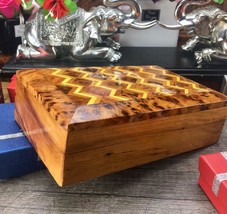 Engraved Mosaic Patterns storage wooden box, Exotic Thuya wooden jewelry... - £73.95 GBP