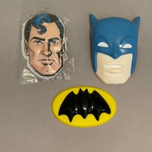 Vintage 1977 DC Comics Superman Face Batman &amp; Emblem Cake Topper Wilton Plastic  - £12.54 GBP