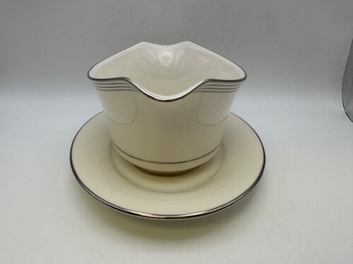 Noritake Fine China STERLING COVE Gravy Boat with Attached Underplate Item image 3