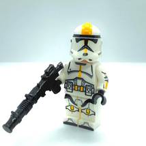 327th Star Corps Jet Trooper Star Wars Clone Jetpack trooper Minifigure Bricks - £2.75 GBP