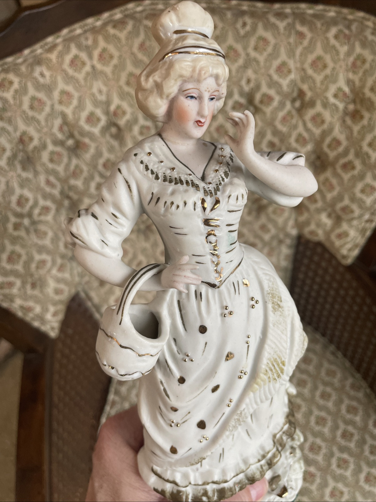 Bisque Porcelain Hand Painted & Made In Japan - Colonial Man & Woman Statue Item image 10