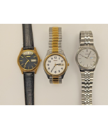 Lot of  3 Seiko Men&#39;s Dress 7N43 Quartz Watches Vintage 1980s AS IS - £58.66 GBP