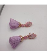 Kendra Scott Denise Pink Mother Of Pearl Earrings With Lilac Raffia - €64,83 EUR