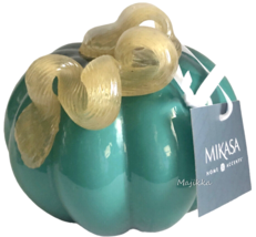 Mikasa Home Hand Blown Emerald Glass Pumpkin Curly Stem 6&quot; Shelf Filler - £45.36 GBP