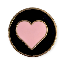 Barbie Mattel Enamel Pin: Pink Heart  - $311.75 MXN