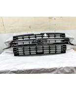 2019 2020 2021 2022 chevy silverado 1500 chrome  front oem grille 84493304 - $250.00