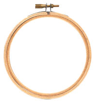Darice Wood Embroidery Hoop 4in - $36.19 MXN