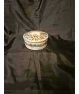 Vintage Misaka Christmas Bouquet Porcelain Round Lidded Candy Trinket Box - $736.66 MXN