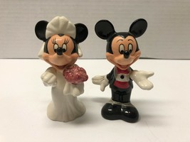Disney Mickey and Minnie Mouse Bride and Groom Wedding Salt and Pepper S... - $565.19 MXN