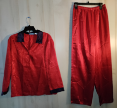 EXCELLENT  WOMENS WARNER&#39;S sleepwear RED SATIN PAJAMA SET SIZE L - $29.95