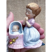 Vintage George Good Josef Original Praying Girl Baby Bassinet Porcelain Figurine - £13.98 GBP