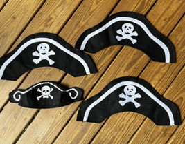 4 Felt Pirate Hats Buccaneer Costume Children&#39;s Halloween Skull Black White - £7.89 GBP