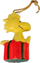 Vintage 1965 United Feature Syndicate Peanuts Woodstock Christmas Ornament - £27.32 GBP