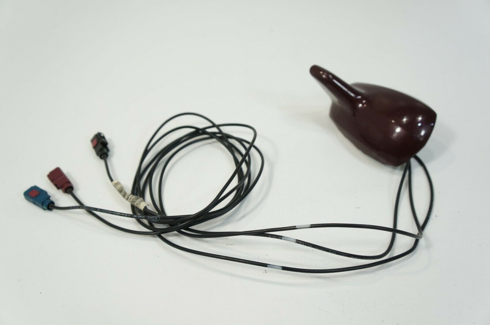 08-2014 mercedes w204 c300 c350 c250 sedan shark fin radio antenna maroon color - $105.87