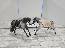 Lot of 2 Vtg 1992 Marchon Grand Champions Ranch Painted Pinto Horses Gre... - £22.42 GBP