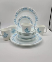 Corelle Vintage Cornsilk White/Blue 16-Piece Dinnerware Set, Service For 4. - $2,795.11 MXN