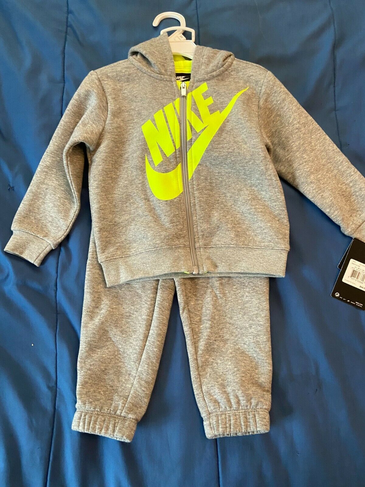 Nike Gray Neon Green Zippered 2 Piece Jogging Suit 24 Month *NEW W/Tags* d1 - $24.99