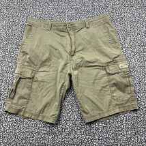 Union Bay Shorts Men 36 Green Chino Cargo Pockets Casual Outdoor - $26.35 CAD