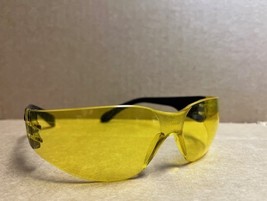 Elvex Safety Glasses - Amber Lenses  - $219.96 MXN