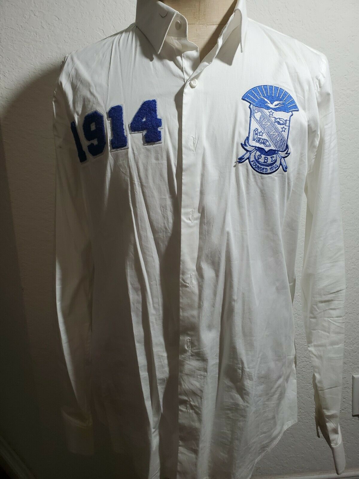 Phi Beta Sigma Fraternity Long Sleeve Button up Shirt PRE-OWNED CONDITIO... - $14.70
