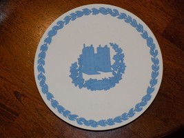 Vintage 1982 Wedgwood Christmas Jasperware Lambeth Palace EUC - £40.75 GBP