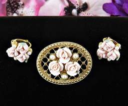 1928 Vintage Pink Porcelain ROSES PIN &amp; Clip on EARRINGS Faux Pearl Bead... - £11.66 GBP
