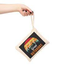 Adventure Ready: Vintage Mountain Range Zipper Accessory Pouch for Nature Loving - £12.34 GBP