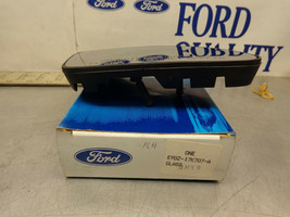 FORD OEM E9DZ-17K707-A Side Mirror Glass and Base RH Right 86-89 Taurus ... - $15.46