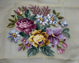 Vintage Completed 10” By 11” Tapestry Wool Needlepoint Floral Flowers - $20.57