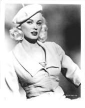 Mamie Van Doren portrait 1959 Guns Girls and Gangsters 8x10 inch photo - £9.44 GBP