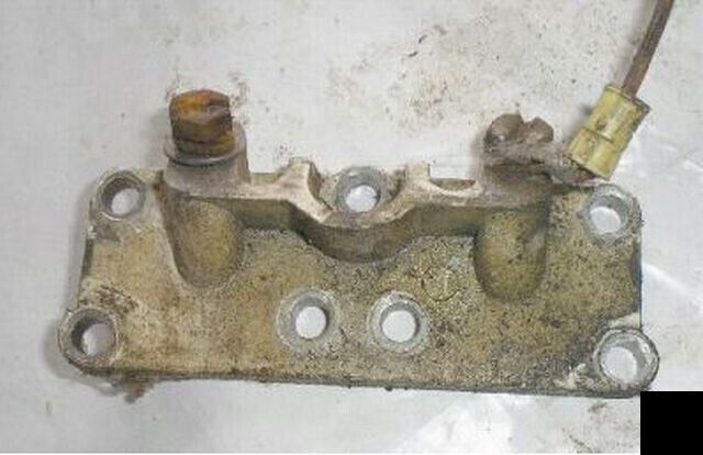 1972 55 HP Chrysler Force Outboard Upper Mount Cover Bracket - $12.88