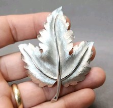 Vintage Leaf Brooch Pin Crown Trifari Brushed Silver-tone Maple Leaf 2.5&quot; MCM - £16.81 GBP