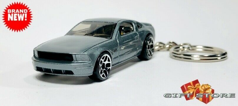 RARE KEYCHAIN SILVER GUN GRAY FORD MUSTANG GT CUSTOM Ltd EDITION GREAT GIFT Item image 7
