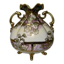 VINTAGE NIPPON PORCELAIN IVY LEAF FLOWERS MARK MORIAGE PILLOW VASE WITH ... - $112.00