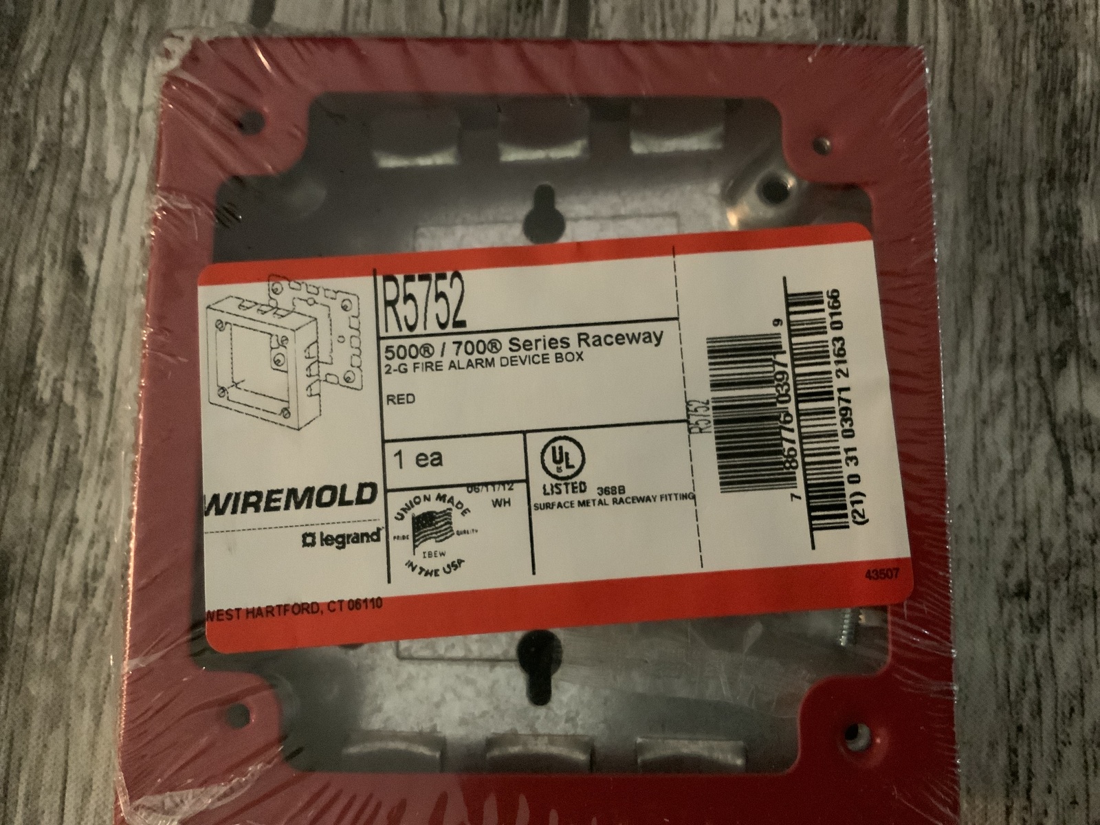 Wiremold Legrand R5752, 500/700 Series Raceway, 2-G Fire Alarm Device Box - $7.59