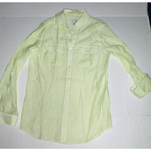 Size 0 CHICOS Blouse top Lime Green Tab Sleeve Gauzy Hidden Button UP V Neck EUC - £16.60 GBP