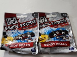 (2) Tech Deck Bendy Board Rubberized Fingerboards Blind Bag Skateboarding Eraser - £6.49 GBP