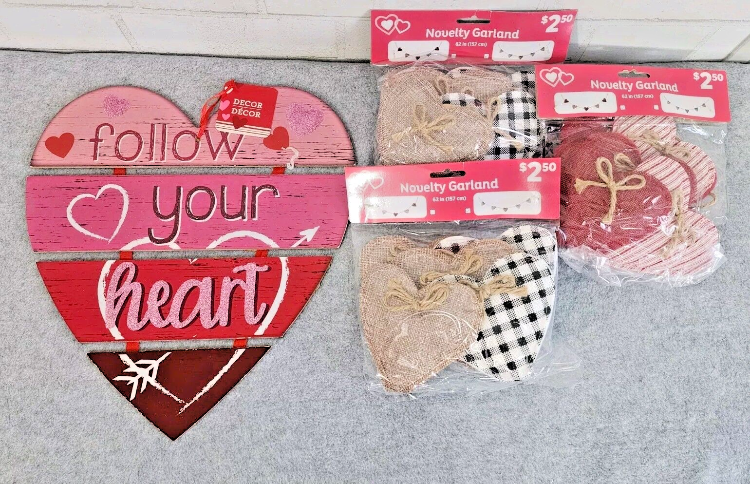 Valentines Day Hearts Garland Sign Plaid Striped Follow Heart Wooden 4 P... - $9.99