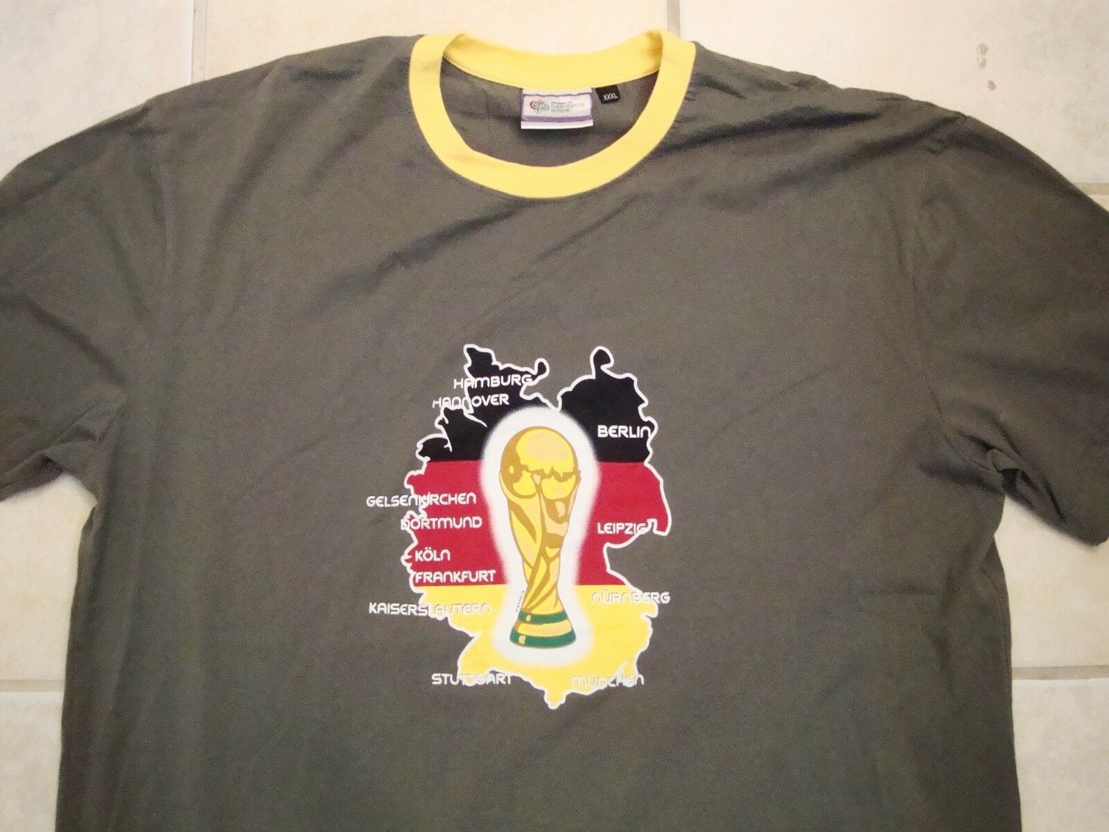 Primary image for FIFA World Cup Soccer 2006 Championships T Shirt XL