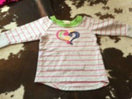  FLAPDOODLES Cut Out  Shoulder Sweatshirt Striped Abstract Heart Detail 3T - £19.78 GBP