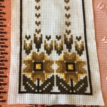 VTG Unfinished Needlepoint Canvas Runner Kit Abstract Floral Yellow Brown Green - £12.93 GBP